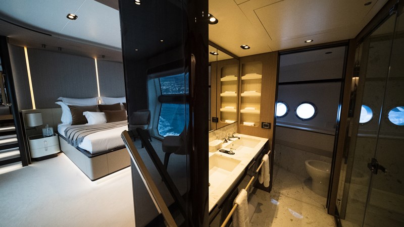 ANA Yacht-39