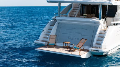 ANA Yacht-135