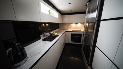 ANA Yacht-53