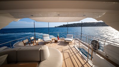 ANA Yacht-171