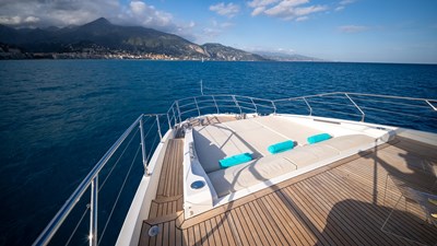 ANA Yacht-181