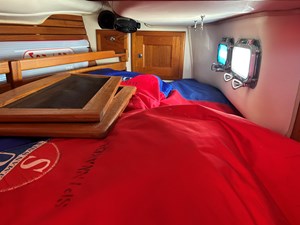 Pacific-Seacraft-40-2002 Aft Stateroom