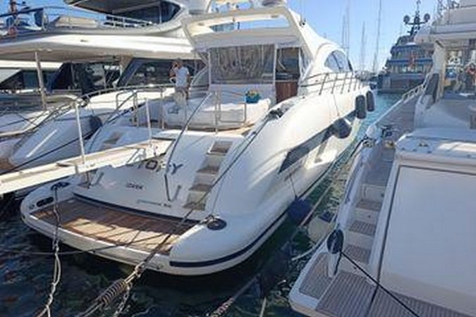 Mangusta 72
