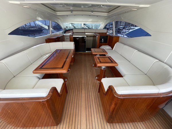 Mangusta 72