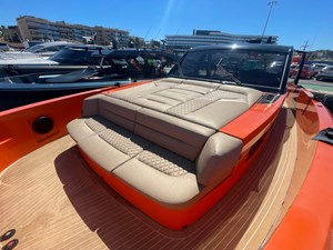 Vanquish VQ52