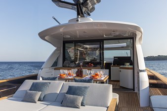 Main deck outdoor dining