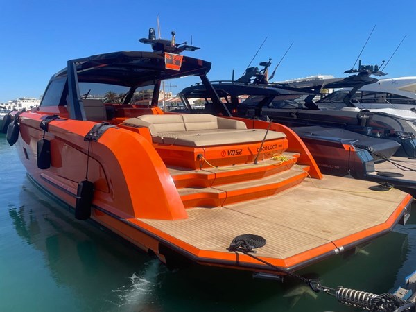 6_Vanquish VQ52