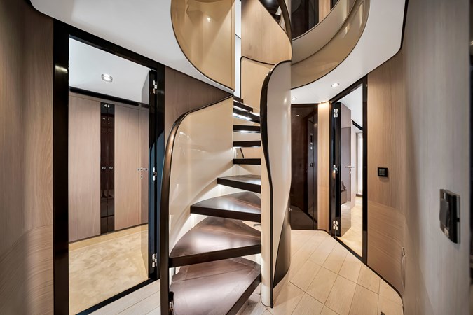 Lower deck Access