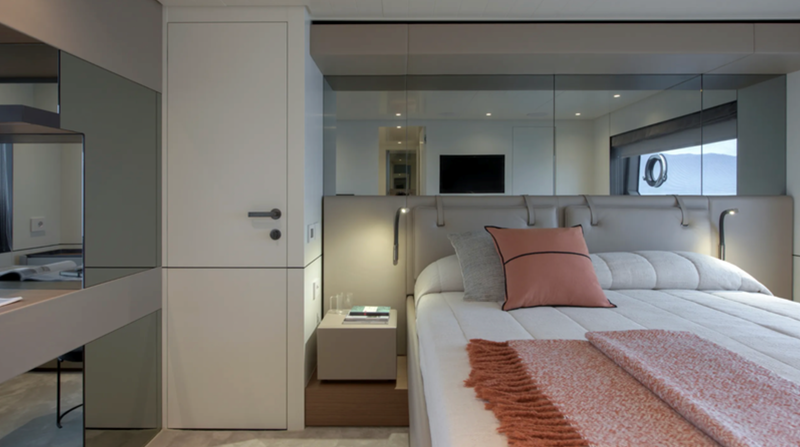BGX73 master stateroom