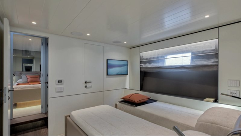 BGX73 twin stateroom