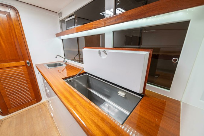 1991 Gamefisherman 40 Convertible