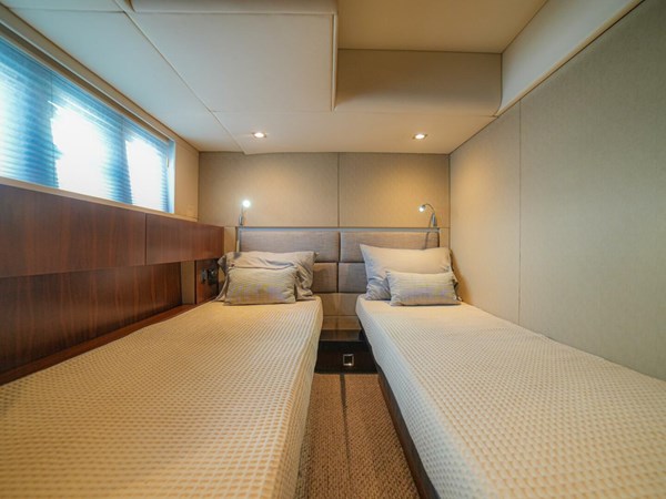 50 Fairline 2014 Cruiser