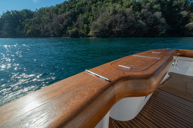 2006 Viking 56