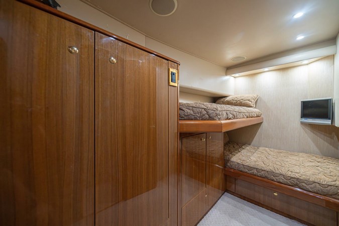 2006 Viking 56