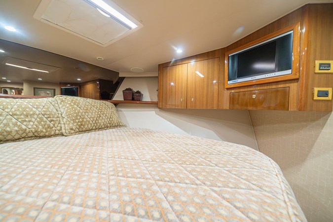 2006 Viking 56