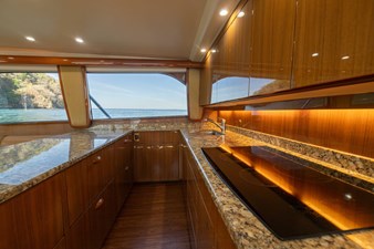 2006 Viking 56