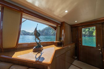 2006 Viking 56
