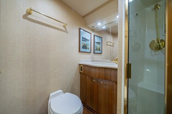 2006 Viking 56