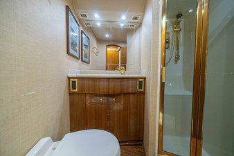 2006 Viking 56