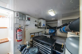 2006 Viking 56