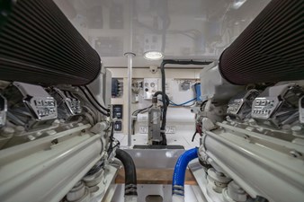 2006 Viking 56