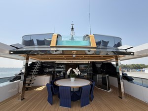 Mid Deck Al Fresco Dining