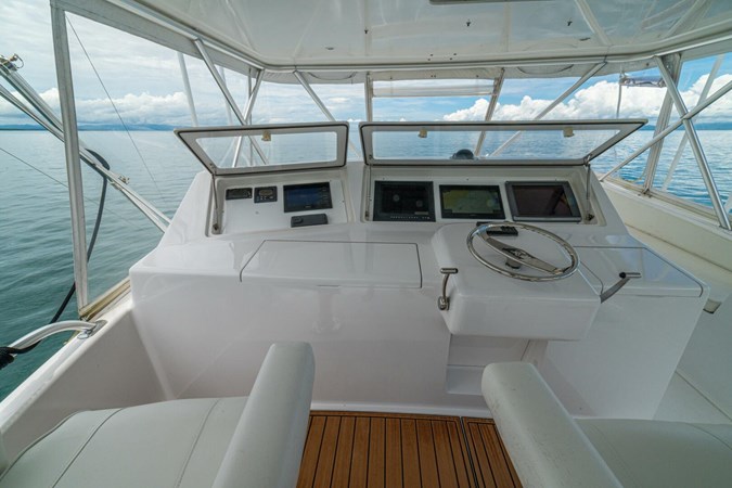 2004 Viking 61 Convertible