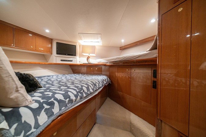 2004 Viking 61 Convertible