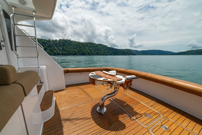 2004 Viking 61 Convertible
