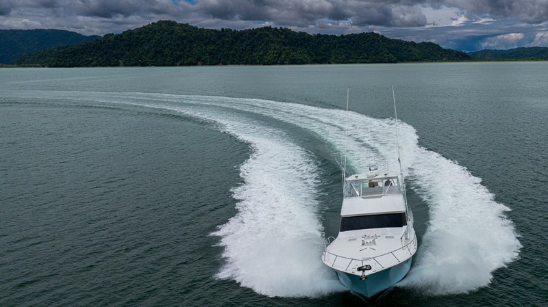 2004 Viking 61 Convertible