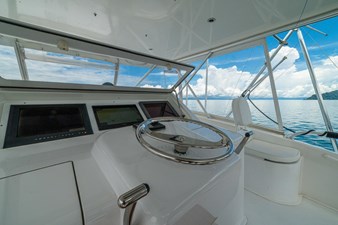 2004 Viking 61 Convertible