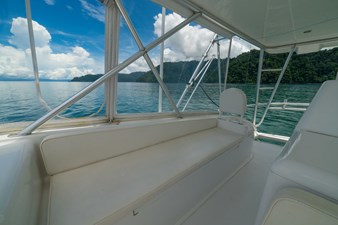 2004 Viking 61 Convertible