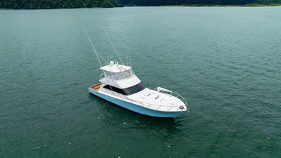 2004 Viking 61 Convertible
