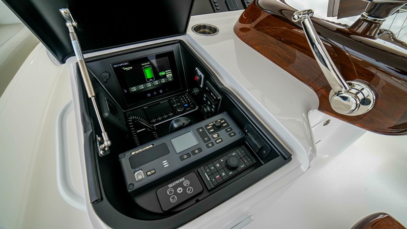 2023 Viking 73 Convertible