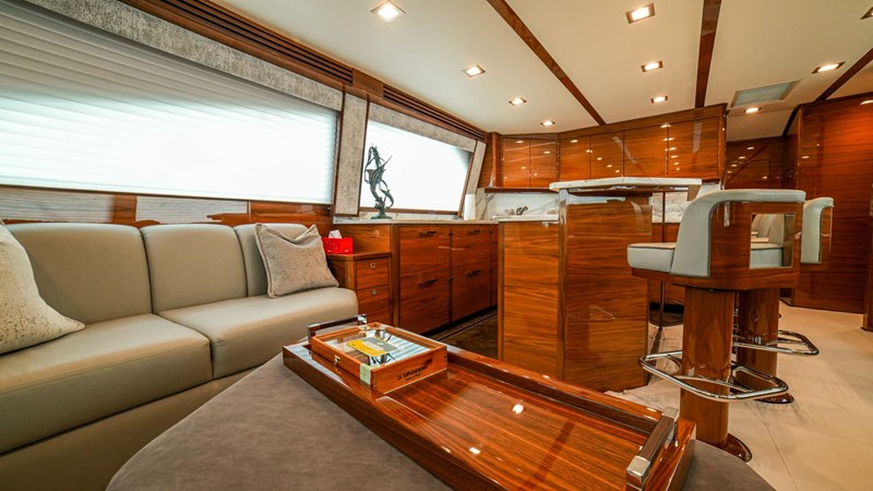 2023 Viking 73 Convertible