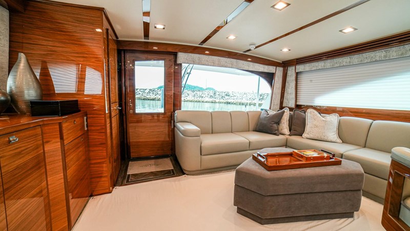 2023 Viking 73 Convertible