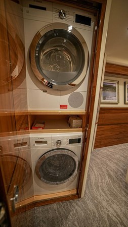 2023 Viking 73 Convertible