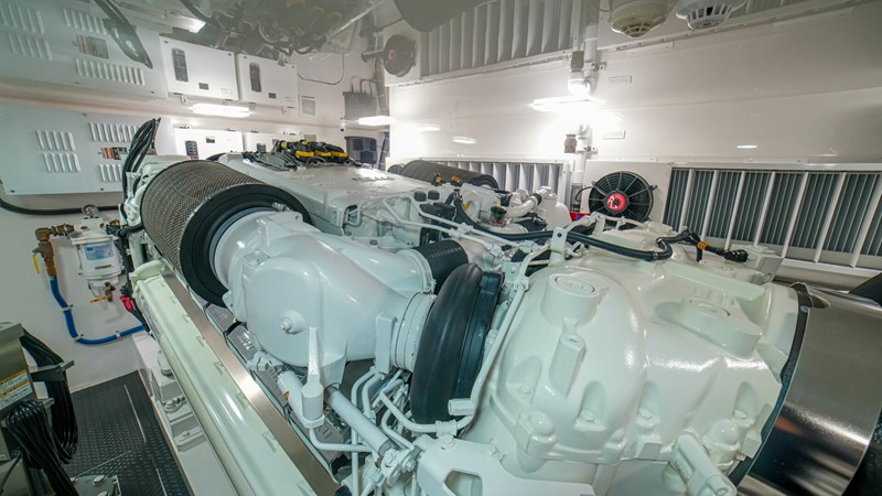 2023 Viking 73 Convertible