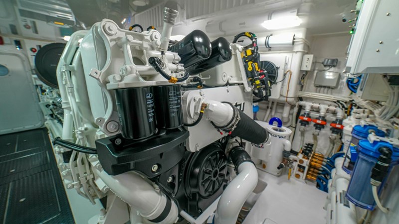 2023 Viking 73 Convertible