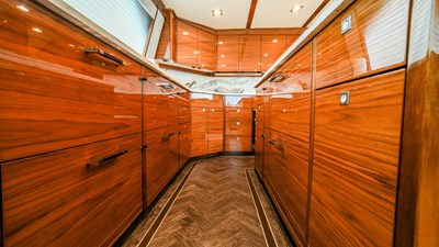 2023 Viking 73 Convertible