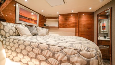 2023 Viking 73 Convertible