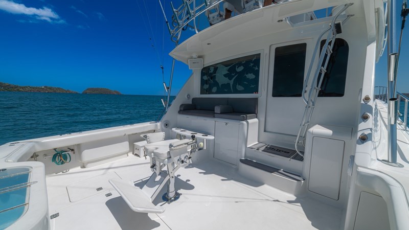 2005 Viking 61 Convertible 'Honey Girl'