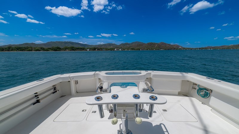 2005 Viking 61 Convertible 'Honey Girl'