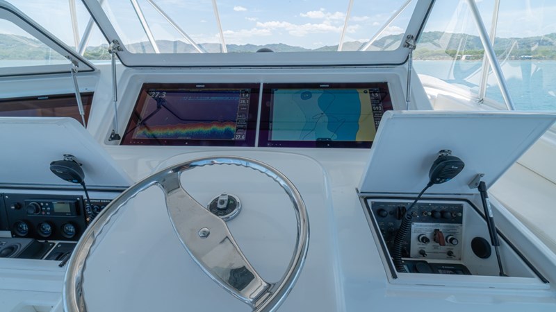 2005 Viking 61 Convertible 'Honey Girl'
