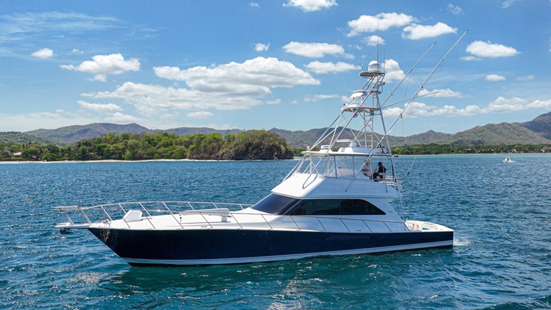 2005 Viking 61 Convertible 'Honey Girl'