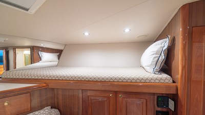 2005 Viking 61 Convertible 'Honey Girl'