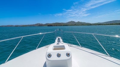2005 Viking 61 Convertible 'Honey Girl'