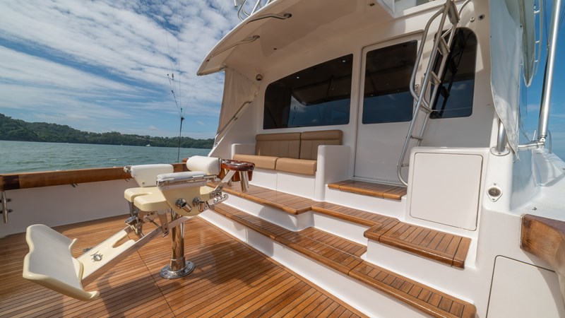 2002 Viking 61 Convertible