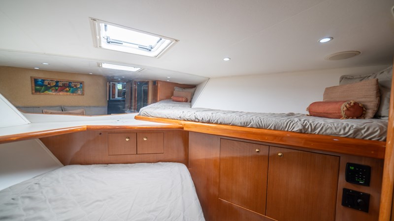 2002 Viking 61 Convertible