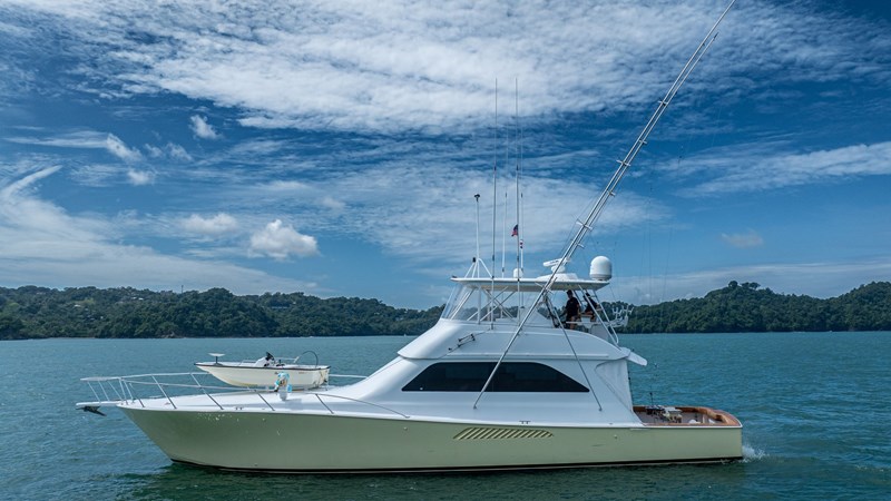 2002 Viking 61 Convertible